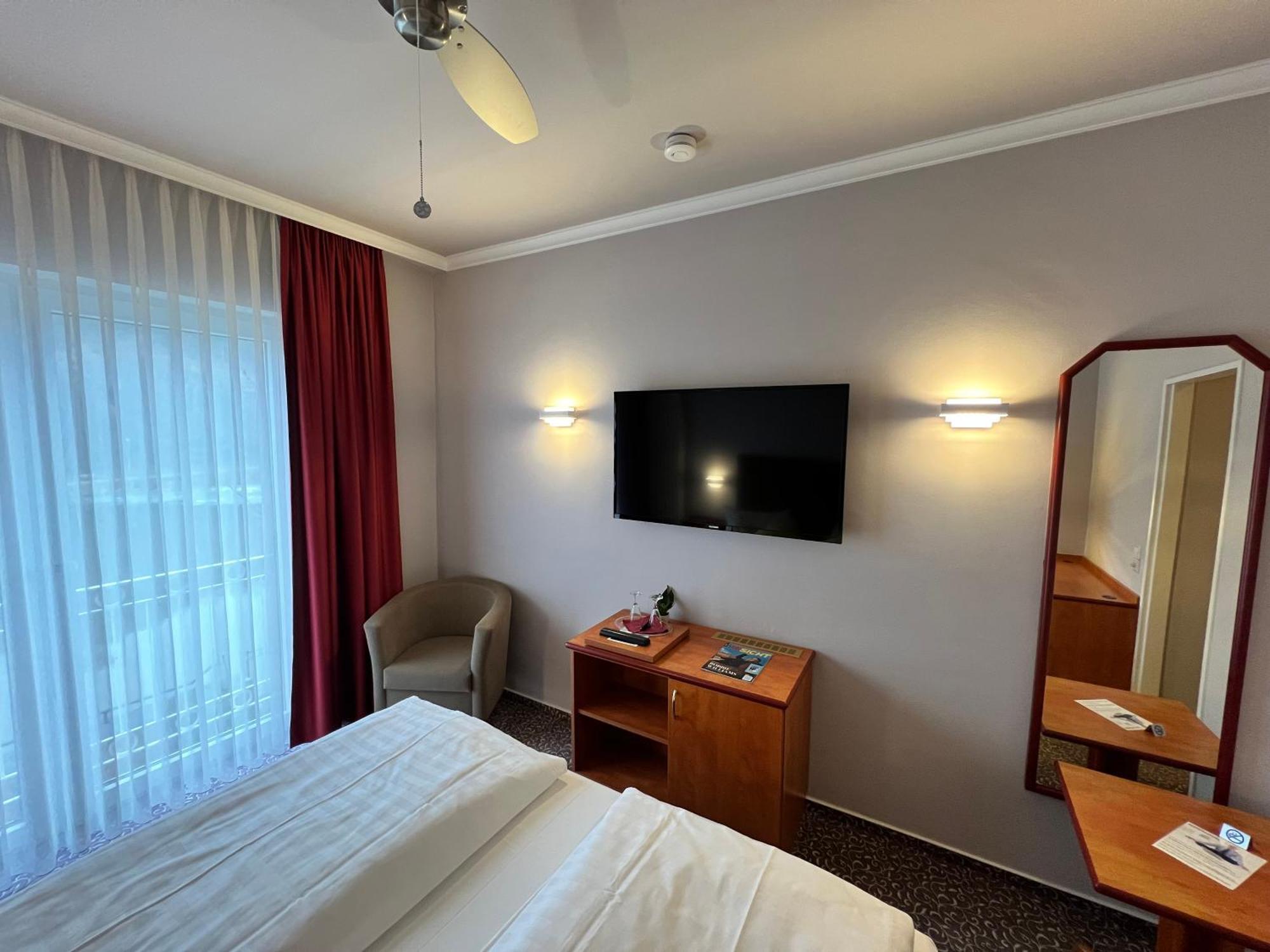 Hotel Victoria Бад Кройцнах Екстериор снимка